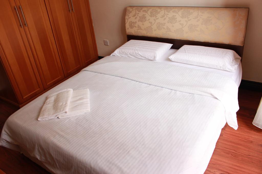 Homestay Marina Court Resort Kota Kinabalu Exteriör bild