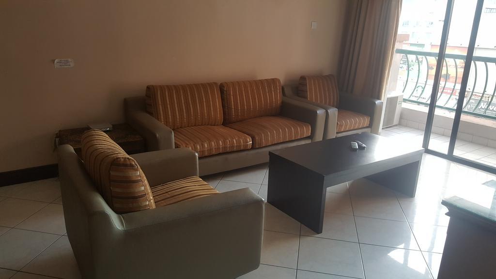 Homestay Marina Court Resort Kota Kinabalu Exteriör bild